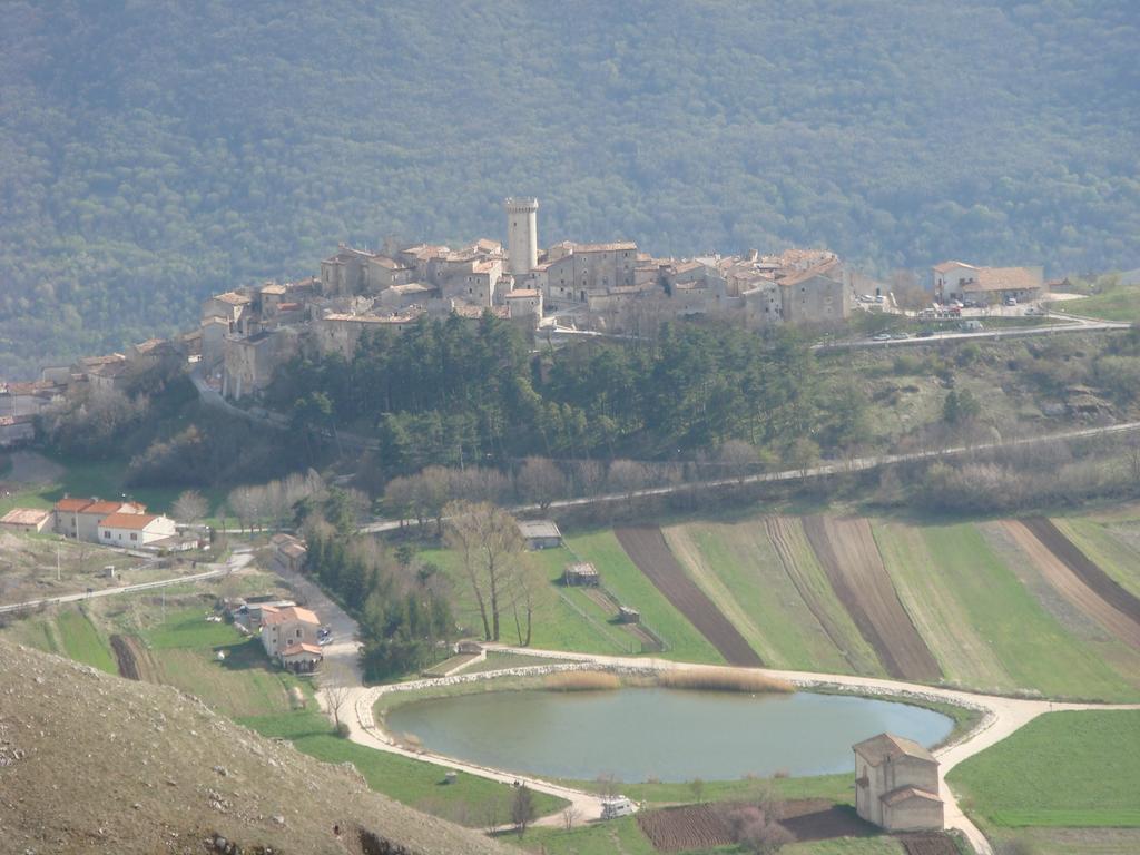 Residence Villa Valsi Santo Stefano Di Sessanio Bagian luar foto