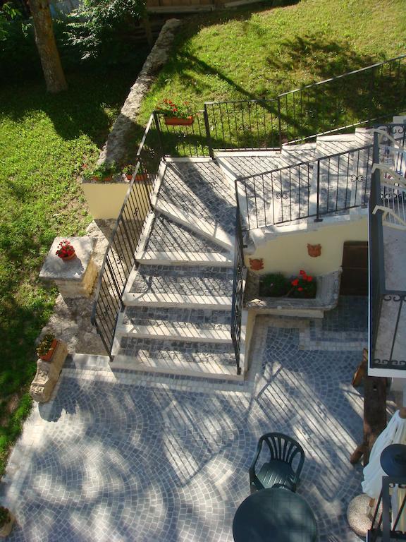 Residence Villa Valsi Santo Stefano Di Sessanio Ruang foto