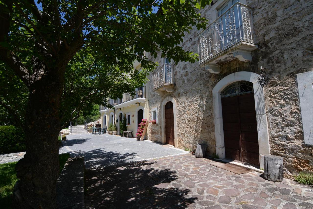 Residence Villa Valsi Santo Stefano Di Sessanio Bagian luar foto